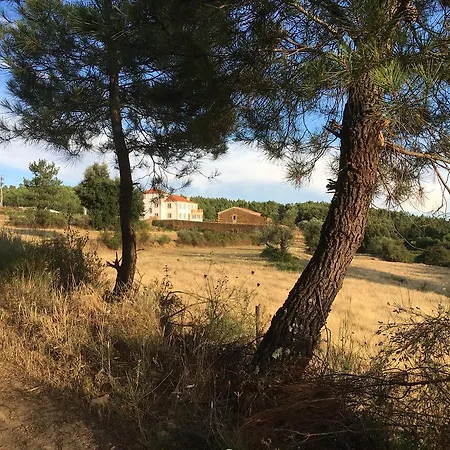 Lugar Do Ainda Farm stay *